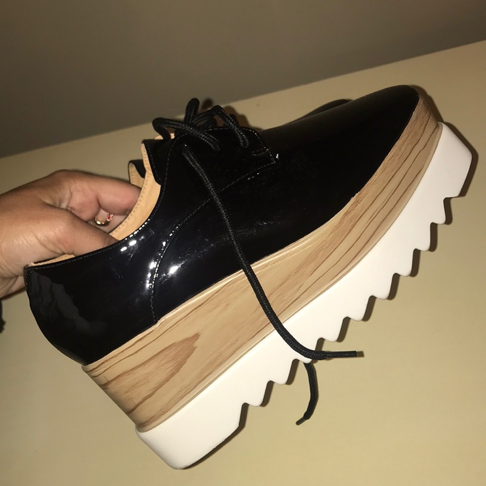 Platform shoes